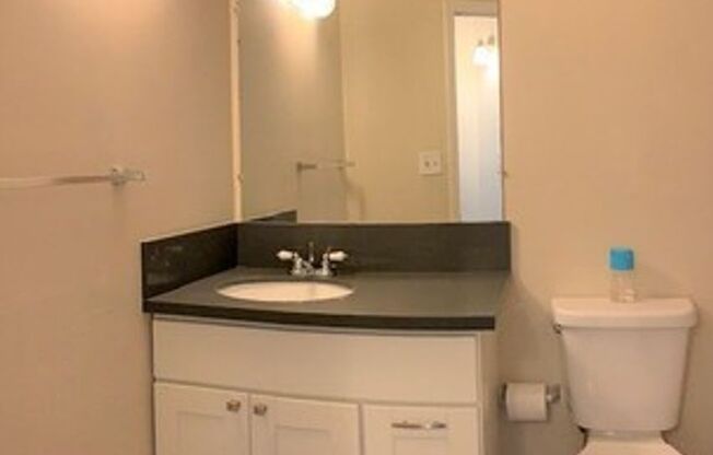 1 bed, 1 bath, 650 sqft, $1,395, Unit 68