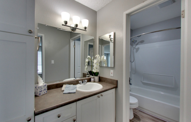 1 bed, 1 bath, 675 sqft, $1,915, Unit 204