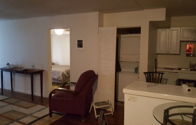 2 beds, 2 baths, $2,495