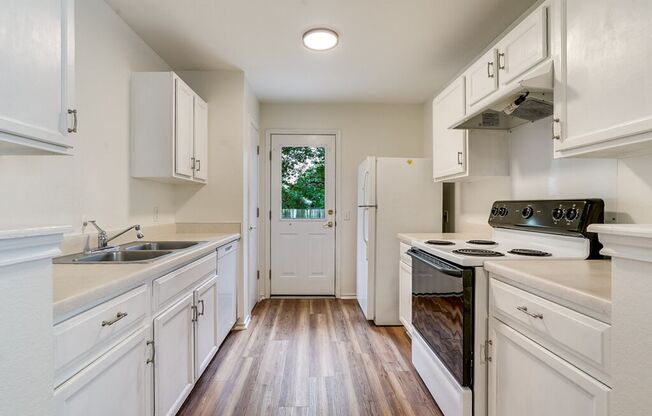 1505 Strickland Drive Austin, TX 78748