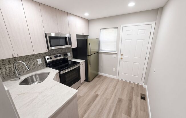 ⭐⭐⭐ NEWLY RENOVATED 3 BEDROOM AND 1.5 BATH HOME LOCATED IN NORTHEAST'S WISSINOMING AREA!