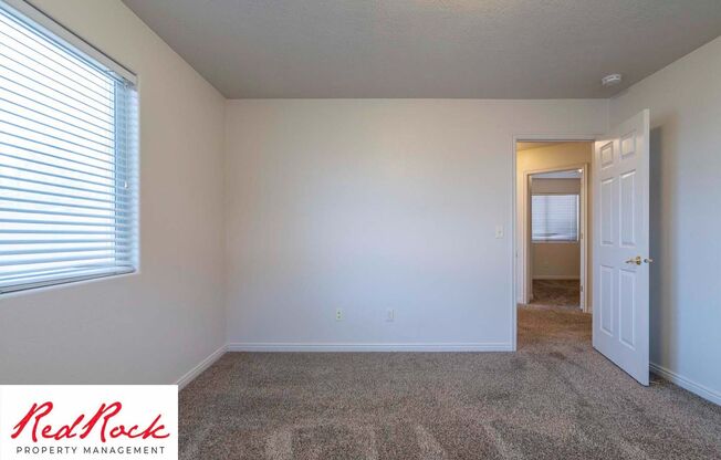 3 beds, 2 baths, $1,600