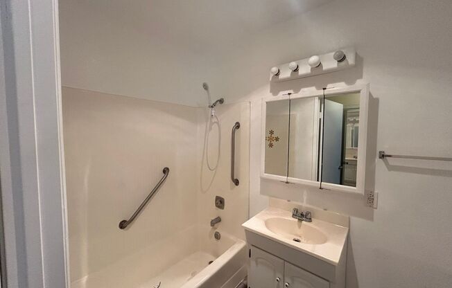 1 bed 1 bath in 55+ senior complex