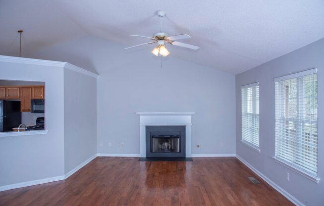 5 Bedroom home!! Lease to own!!(video tour)