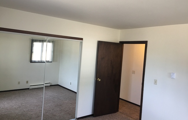 1 bed, 1 bath, $890