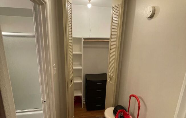 Studio, 1 bath, $1,285, Unit 151