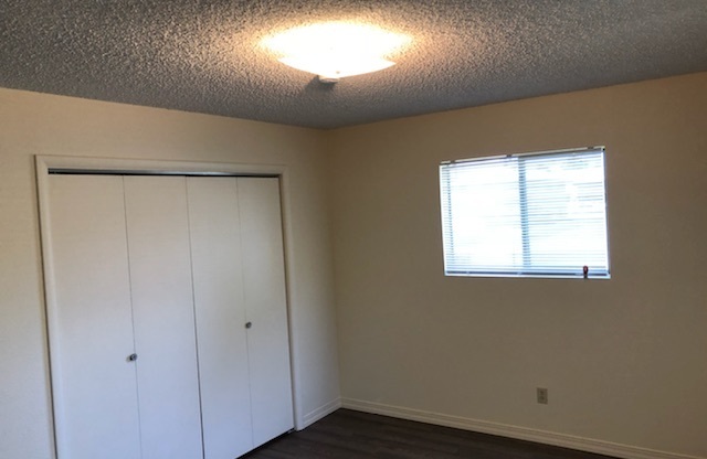 3 beds, 2 baths, 900 sqft, $2,075, Unit 803