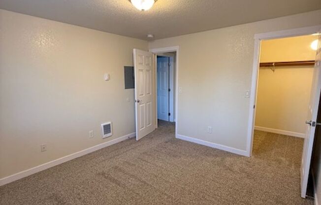 2 beds, 2 baths, 1,100 sqft, $1,525, Unit 183-160