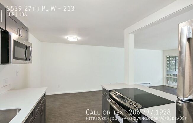 3539 27th Pl W