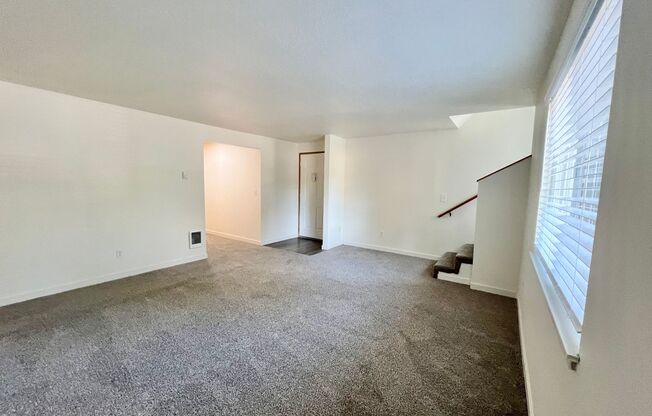 3 beds, 2.5 baths, 1,500 sqft, $2,035, Unit C-02