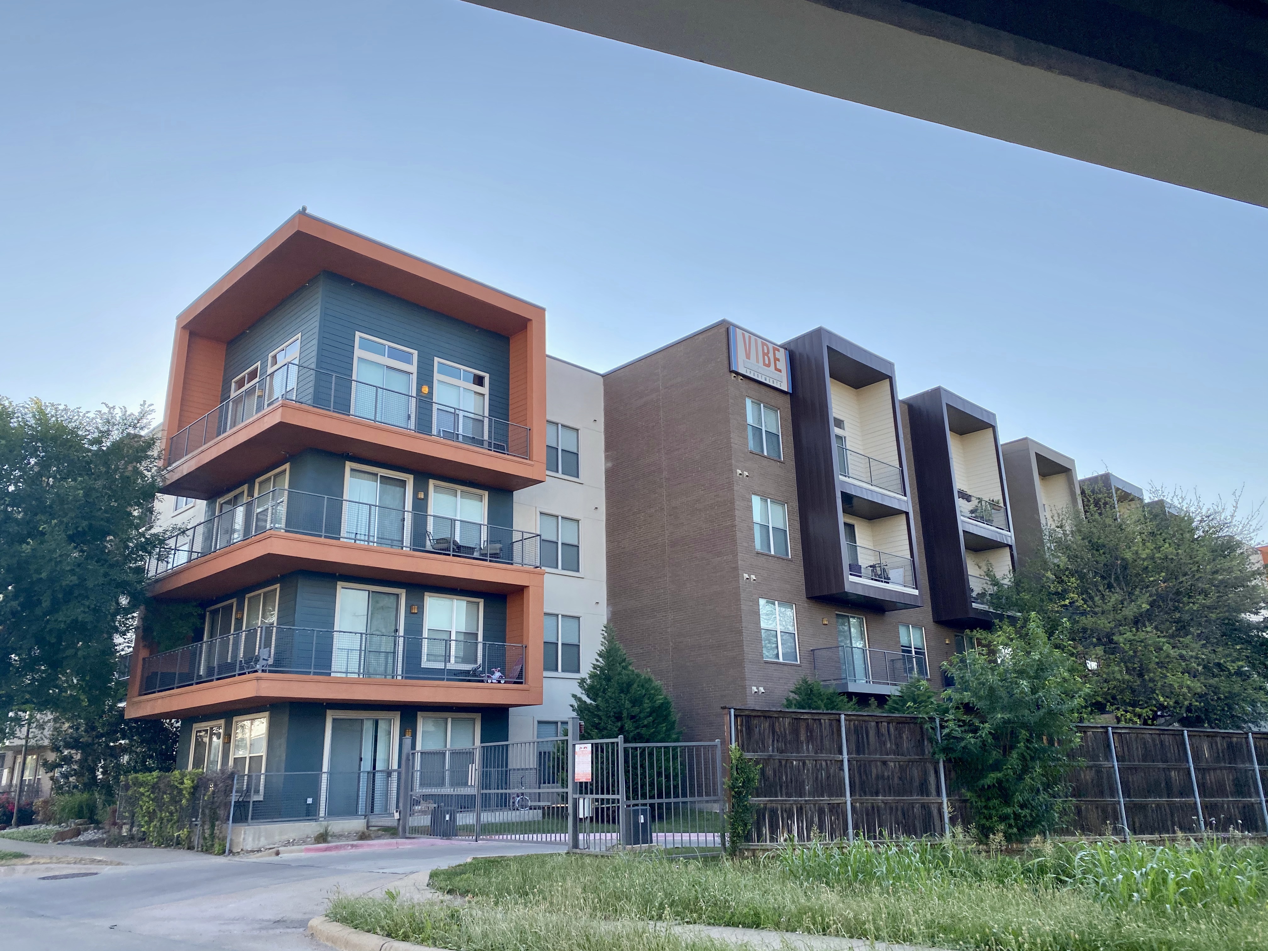 Vibe Apartments in the Medical District, Dallas