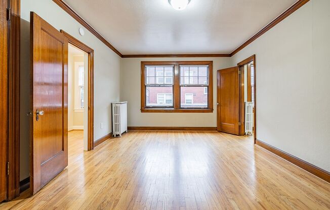 415 W ROY ST