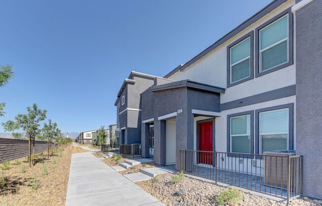 MAKE THIS BRAND NEW TOWNHOME YOUR NEXT HOME!