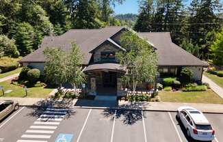 renwood-bonney-lake-clubhouse