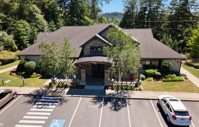 renwood-bonney-lake-clubhouse