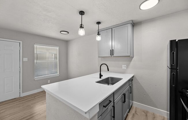 1 bed, 1 bath, 495 sqft, $1,275, Unit 116