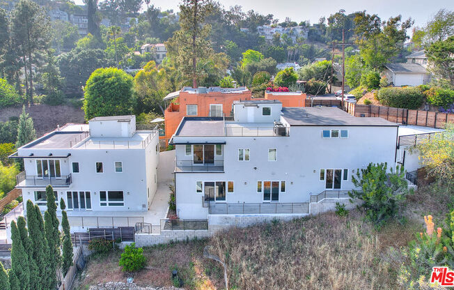 2610 CORRALITAS DR