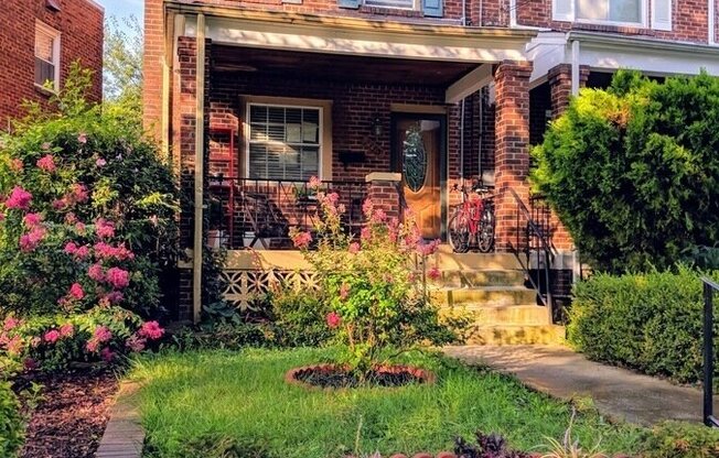 2330 14 ST NE