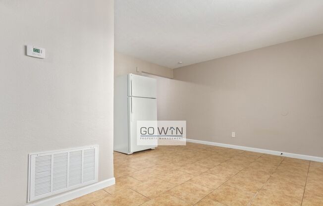 2 beds, 1 bath, 700 sqft, $1,250, Unit 3