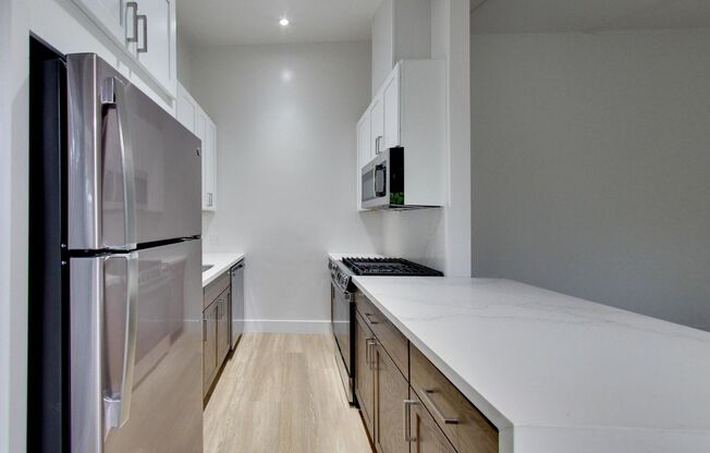 1 bed, 1 bath, 720 sqft, $2,457, Unit 23