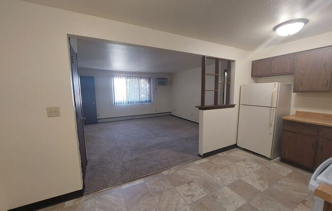 1 bed, 1 bath, 820 sqft, $939