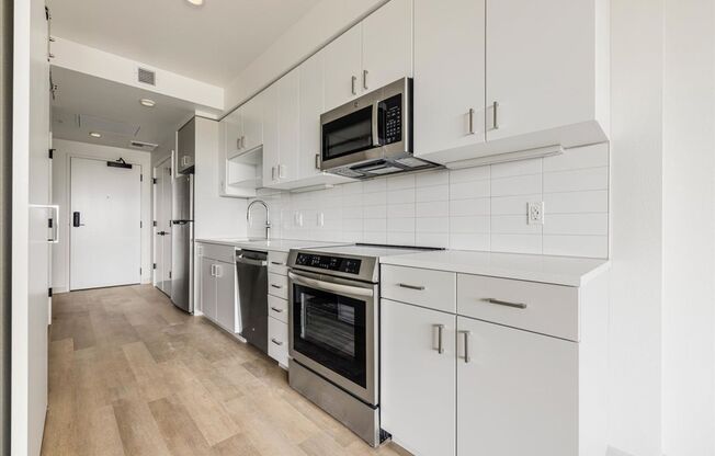 1 bed, 1 bath, 700 sqft, $1,795, Unit 505