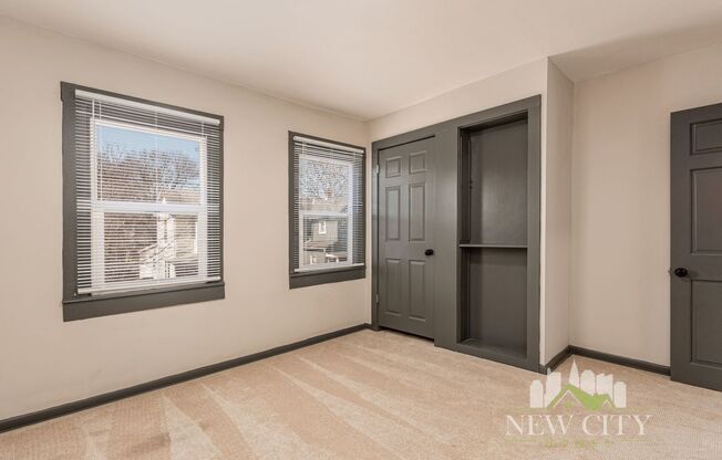 2 beds, 1 bath, $1,289