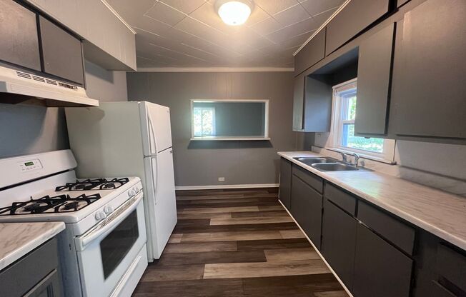 Three Bedroom Single Family Located Near Downtown Grand Rapids!