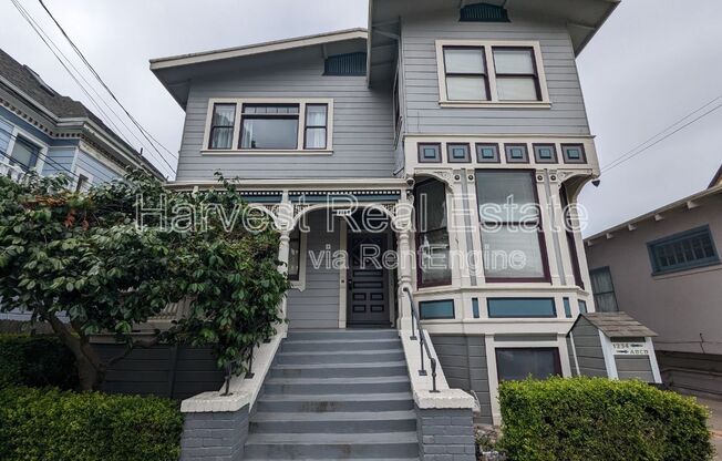 2156 Clinton Ave #3 - Lease up