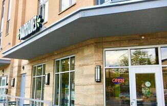 Lindholm Properties - 408 Highland Avenue