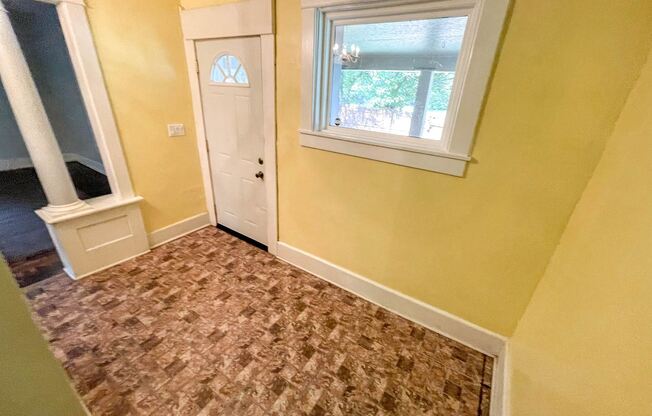 1726 S. 27th
