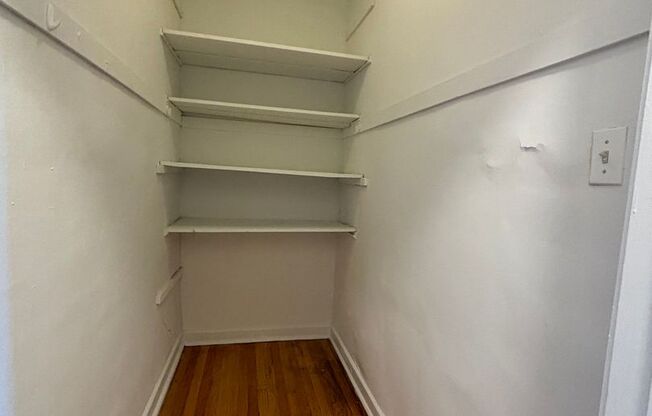 Studio, 1 bath, 495 sqft, $1,295, Unit 1010-2S