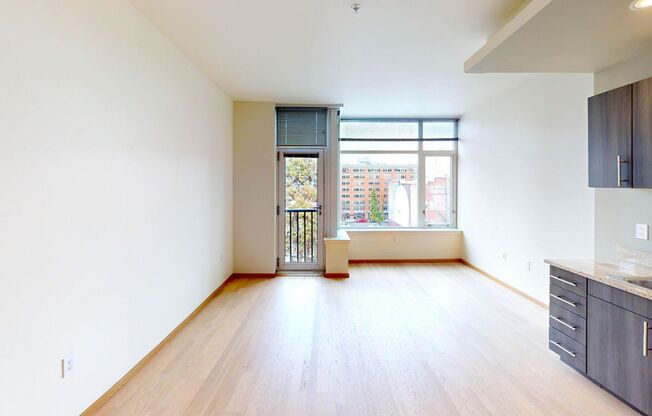 1 bed, 1 bath, 616 sqft, $2,125, Unit 618