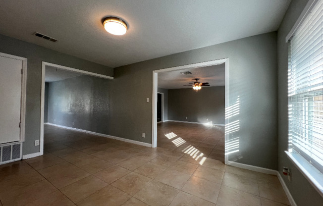 1103 FLORADALE