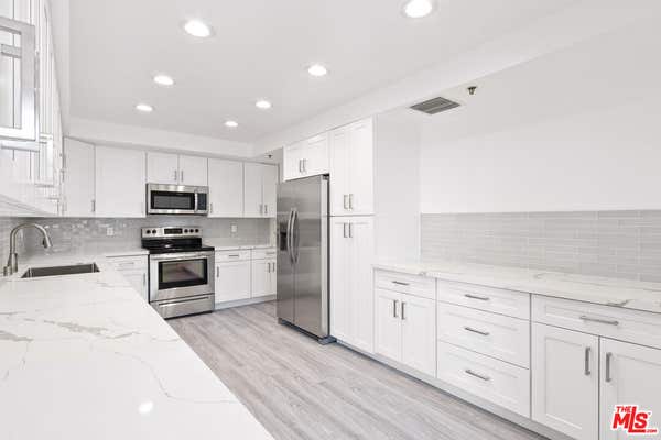 4 beds, 4 baths, 3,714 sqft, $12,950, Unit 1501