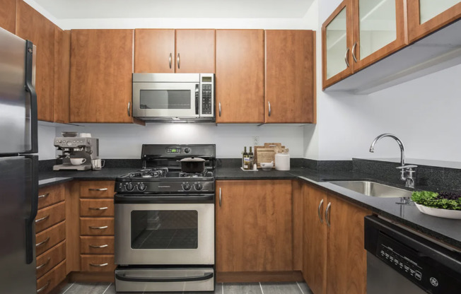 1 bed, 1 bath, 1,624 sqft, $5,950, Unit 1615
