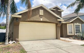 4BR/ 3BA - POOL HOME    Highlands Reserve- Davenport