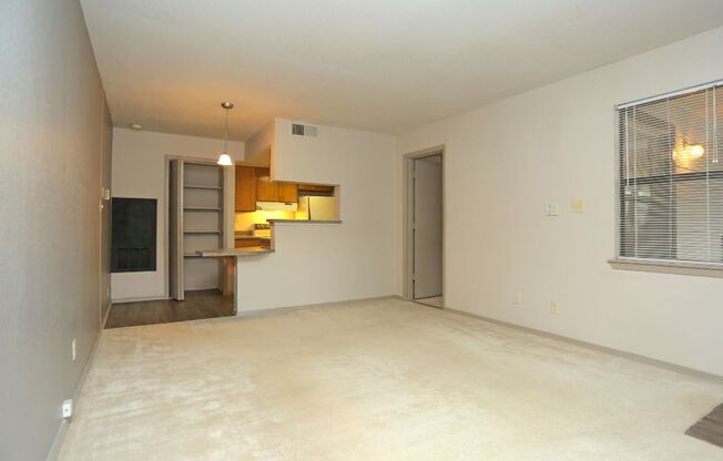 1 bed, 1 bath, 511 sqft, $829, Unit 0237