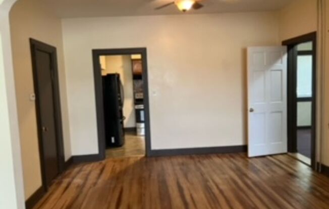 2 beds, 1 bath, $1,390, Unit Apt D