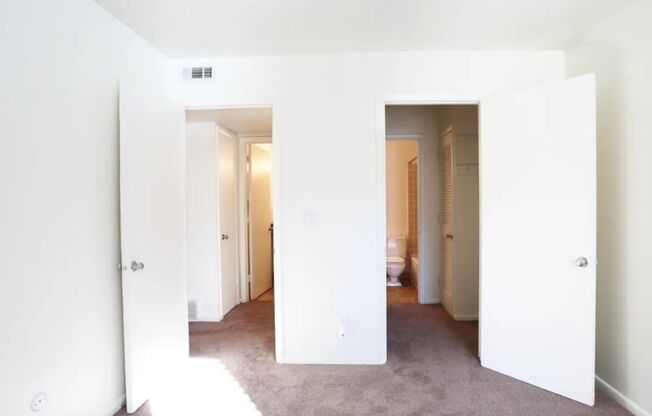 1 bed, 1 bath, 667 sqft, $955, Unit 410-13