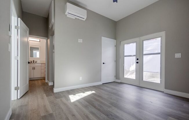 2 beds, 2 baths, 974 sqft, $3,195, Unit 4753-2