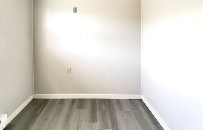 1 bed, 1 bath, 461 sqft, $595, Unit 216A