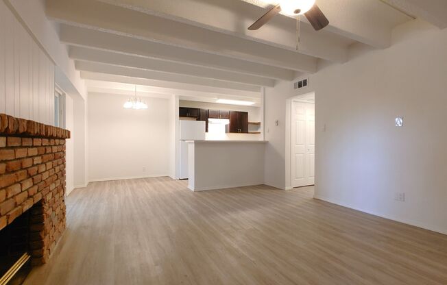 Alvarado Apts
