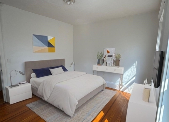 14 LYNDHURST ST
