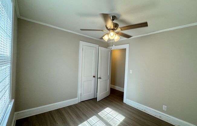 2 beds, 1 bath, $1,050