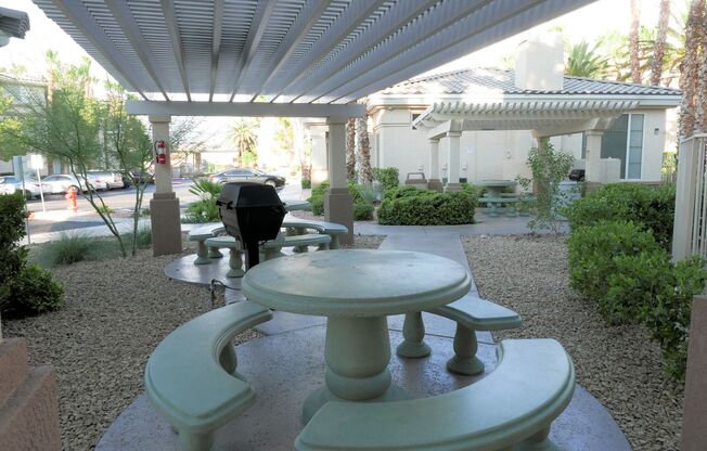 7163 Durango Dr #204