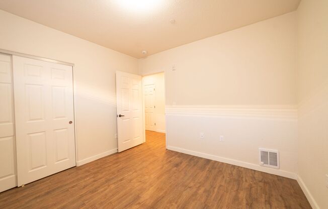3 beds, 2 baths, 1,035 sqft, $3,995, Unit 203