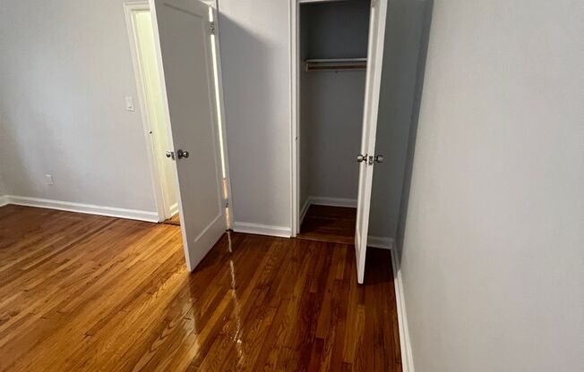 1 bed, 1 bath, 800 sqft, $1,525, Unit 415 12-G