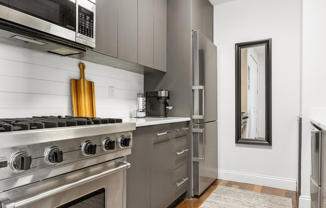 1 bed, 1 bath, 691 sqft, $5,900, Unit 1110