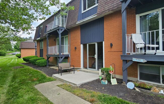 Large 2 bedroom 1 bath In the heart of Kettering!